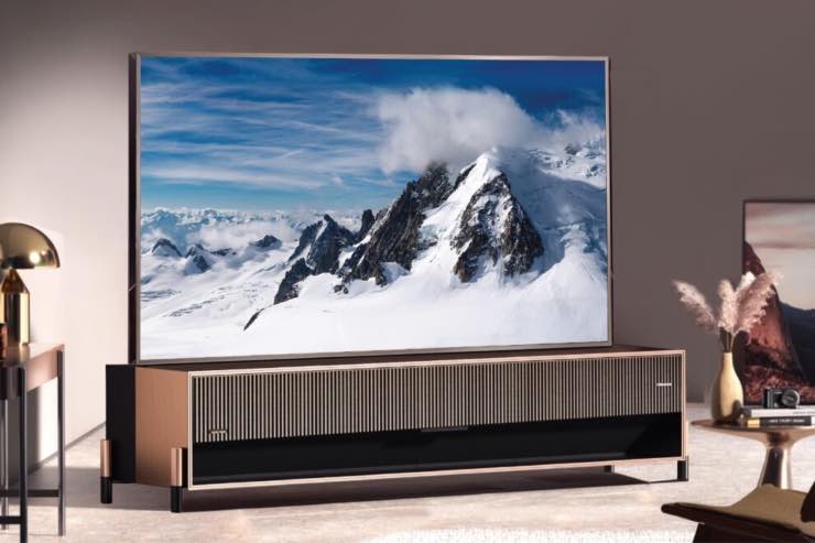 Ecco cosa sappiamo sull'Hisense 100UX, televisore in uscita nel 2024