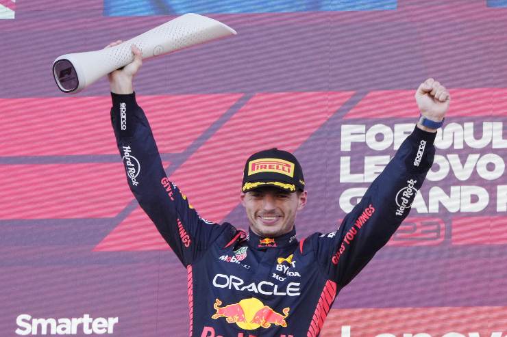 Verstappen clausola divieto Sci contratto Red Bull