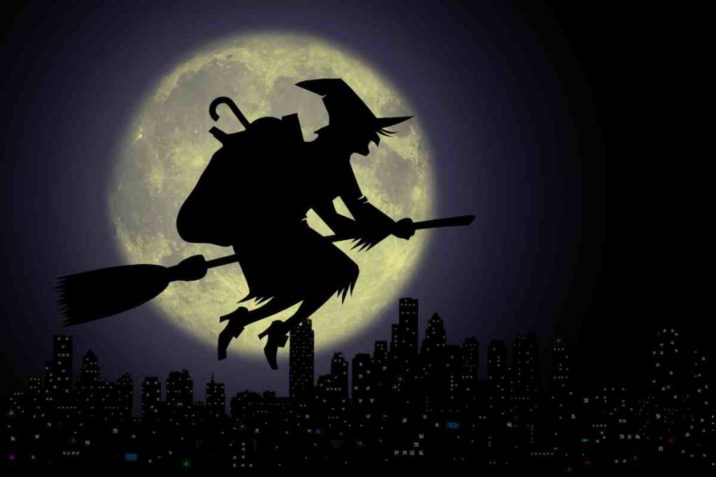 Altro che ‘amica di Babbo Natale’: la Befana è pagana e la sua storia