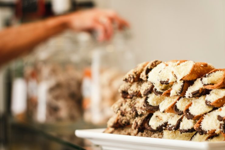 Il cannolo è uno dei dolci che più rappresenta la sicilianità in tutto il Mondo