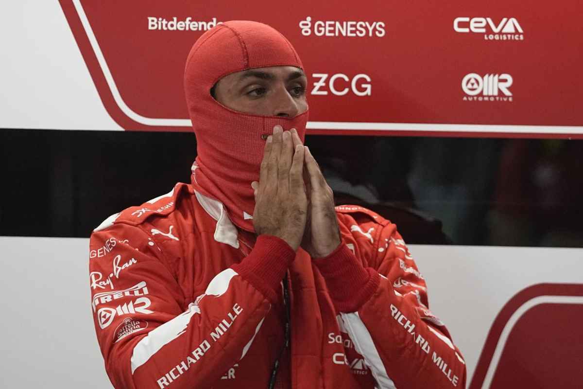 Carlos Sainz polemiche stampa spagnola addio Ferrari