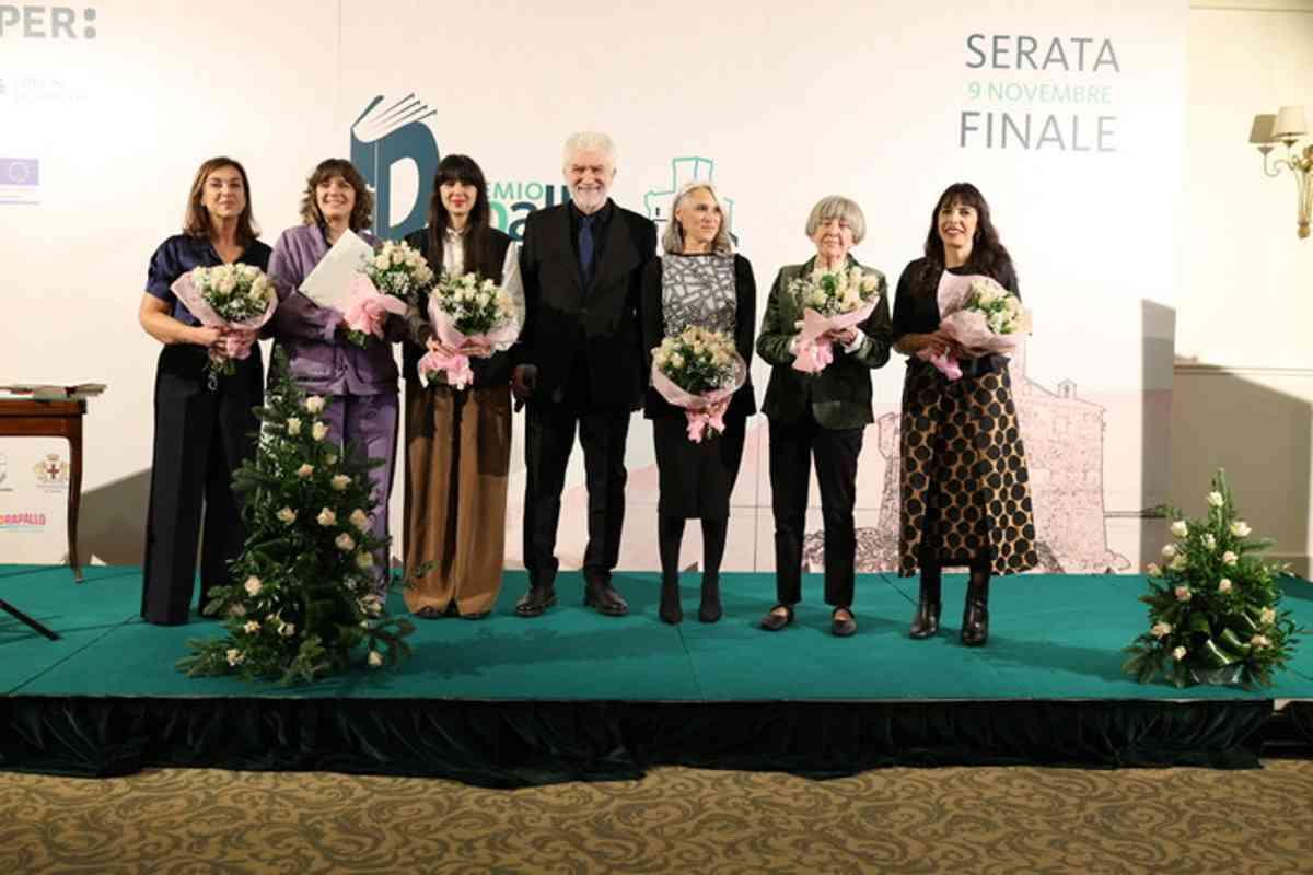 Enrica Ferrara trionfa con il Premio Rapallo Bper Banca per la Narrativa!