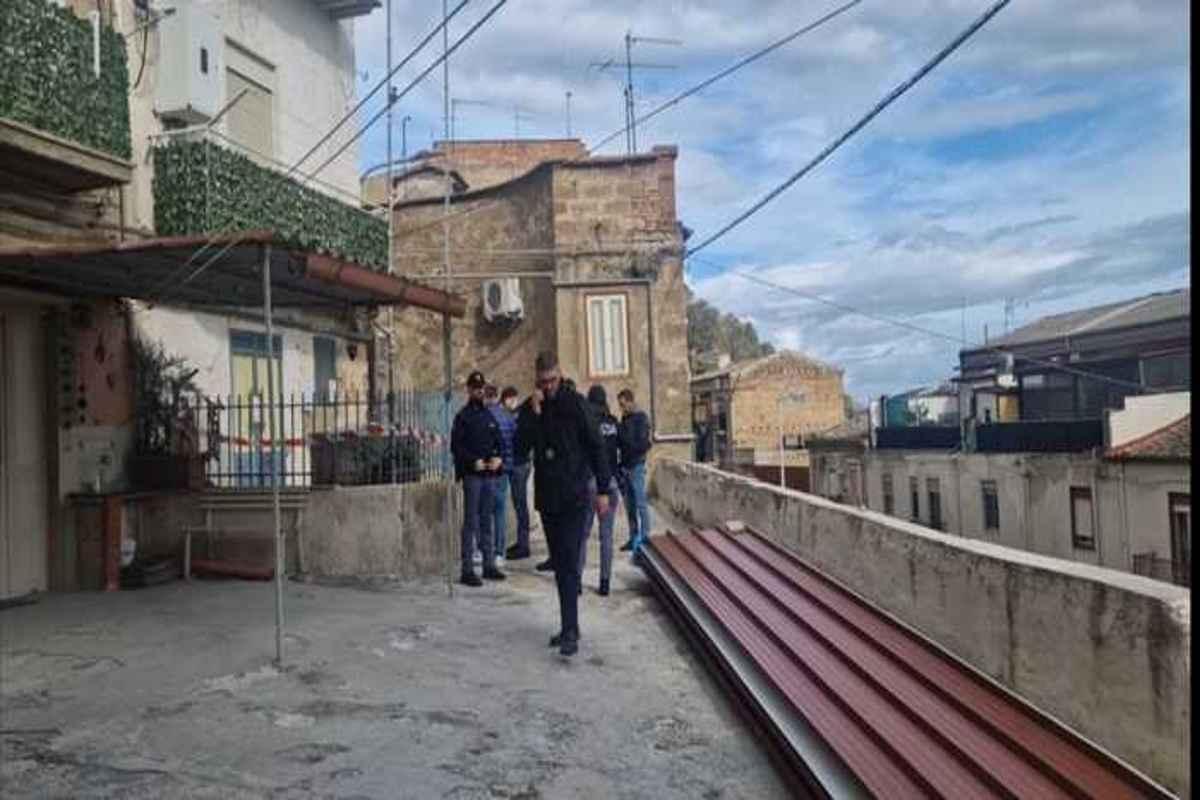 Mistero a caltanissetta: indagini in corso sulla morte di un anziano