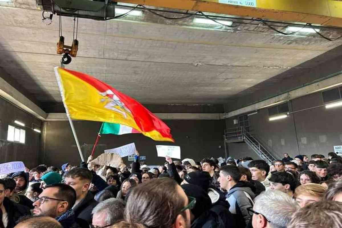 Sindaci dell'ennese bloccano il passaggio verso caltanissetta