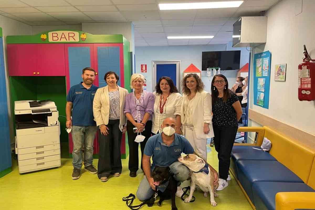 Terapia con gli animali per bambini malati di cancro al Civico