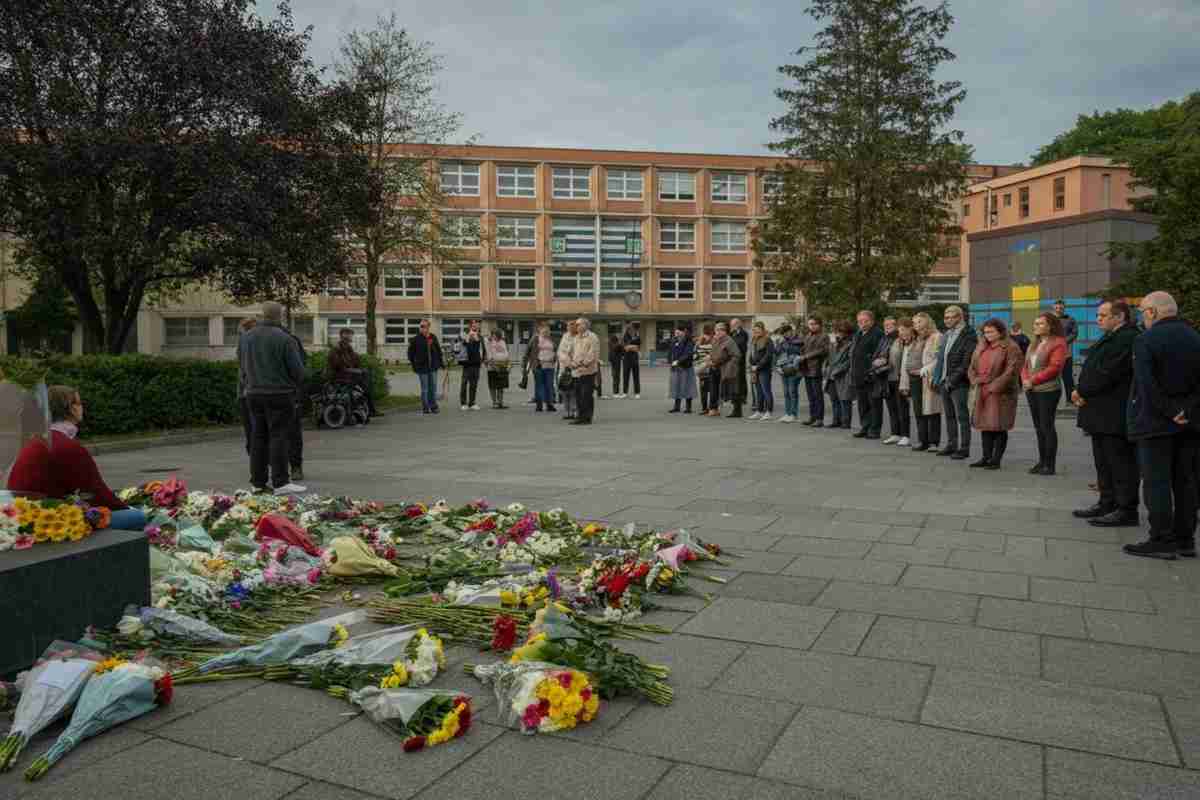 Tragedia silenziosa: la sorella della 15enne suicida accusa la scuola di indifferenza