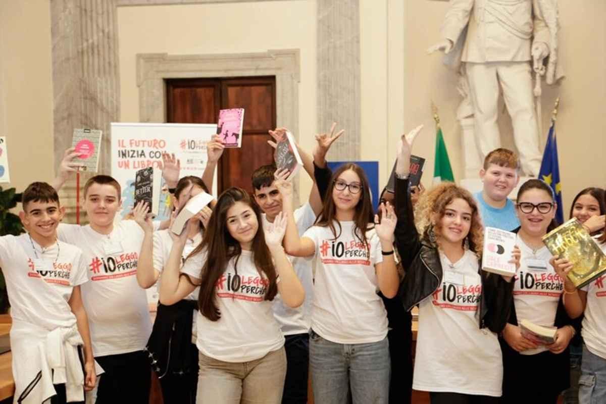 Ultima chiamata per donare un libro alle scuole: unisciti a #ioleggoperché