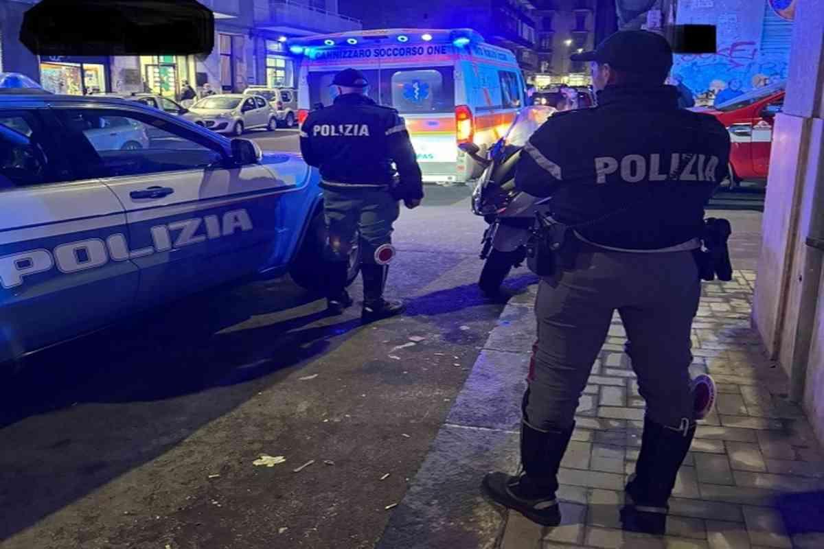 Uomo in crisi si barrica in casa con bombole di gas, intervento della polizia