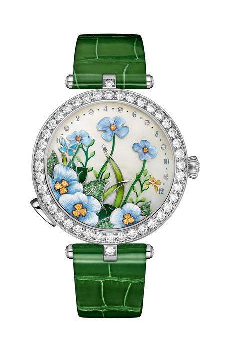 Van cleef arpels trionfa al grand prix d'horlogerie con tre premi prestigiosi
