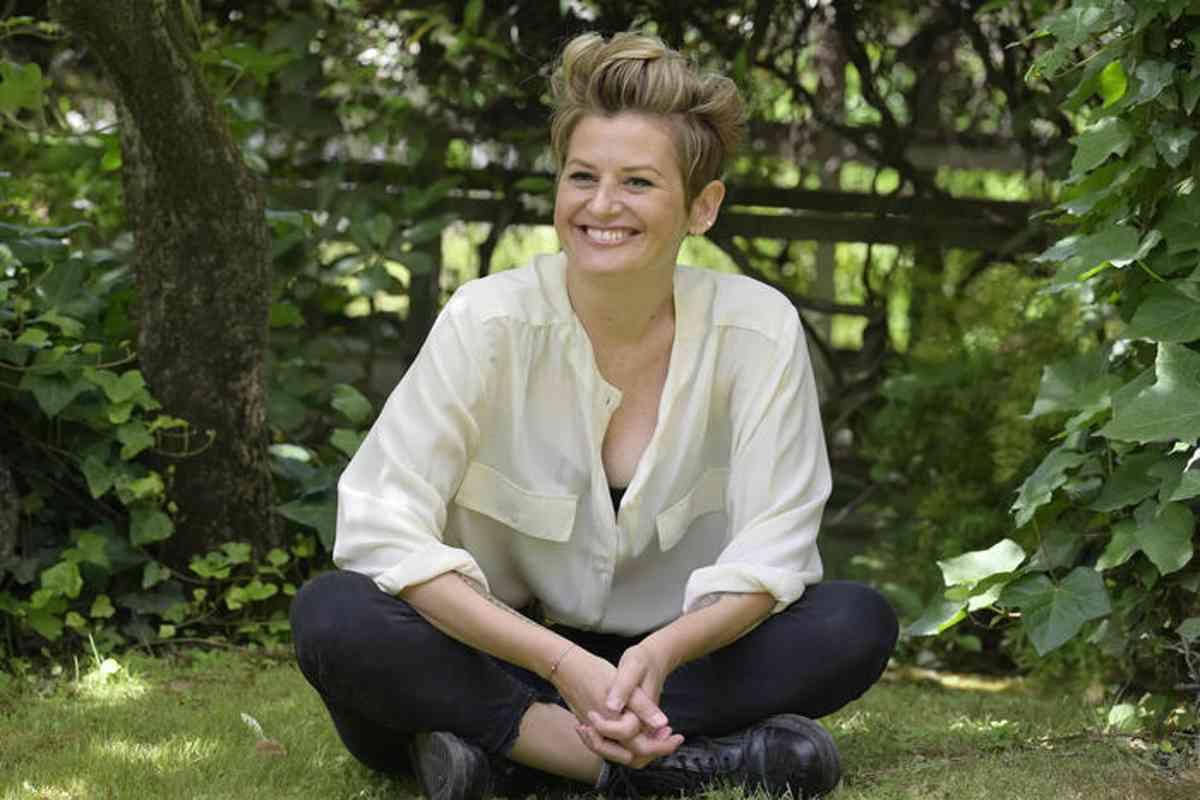 Angela rafanelli: dalla tv alla politica, un nuovo capitolo a livorno