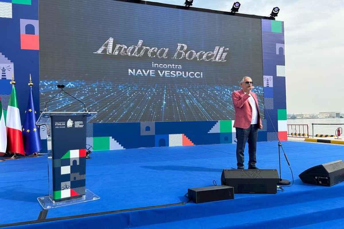 La magia di andrea bocelli incanta il villaggio italia ad abu dhabi