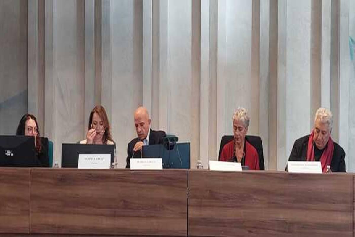 Navigare tra verità e menzogne: la sfida della conoscenza nell'era delle fake news