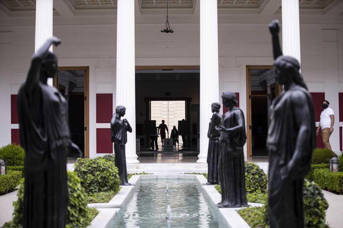 12 milioni di dollari per sostenere gli artisti di los angeles, con il getty in prima linea