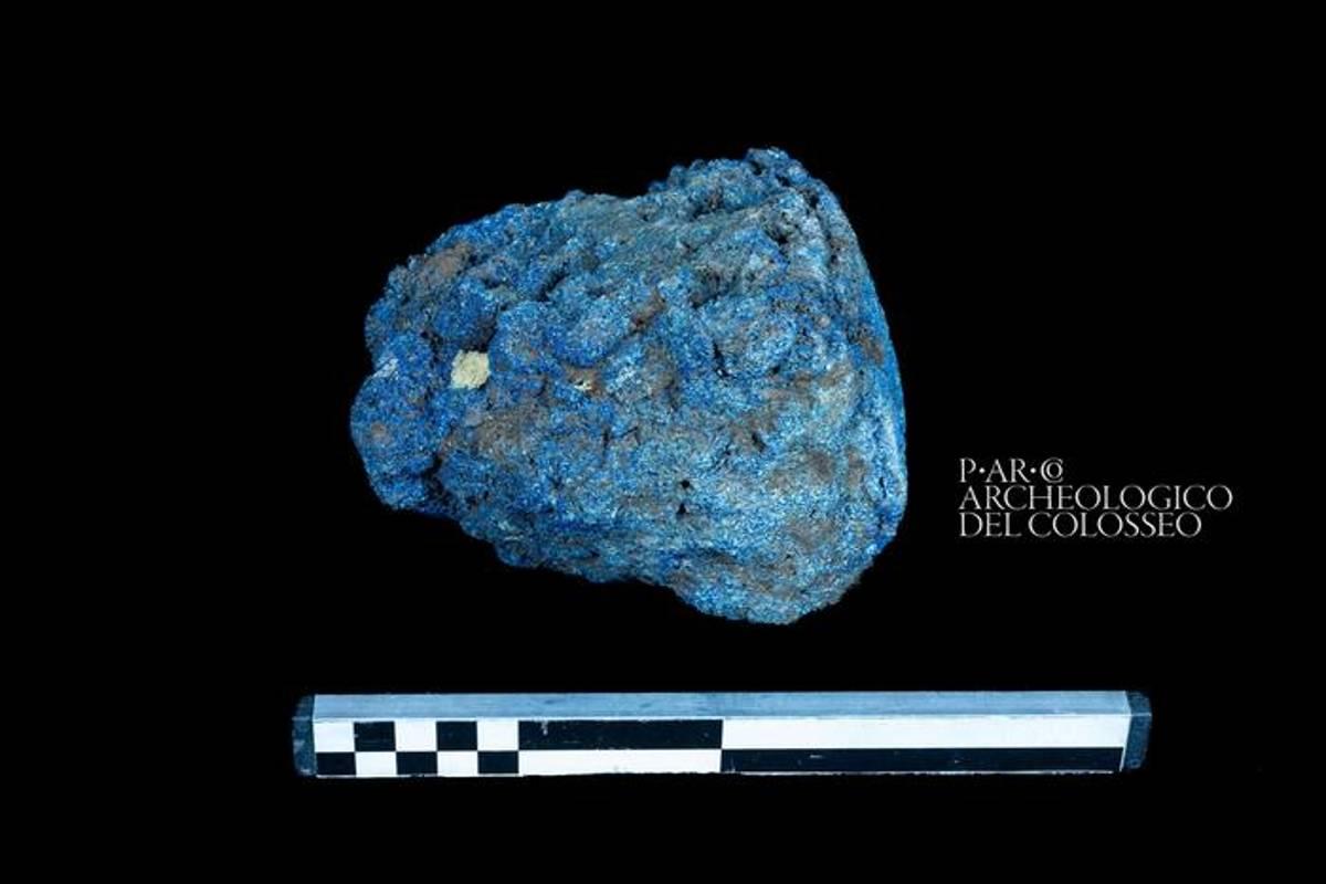 I colori vibranti della domus aurea: un viaggio tra blu egizio, rosso e ocra gialla