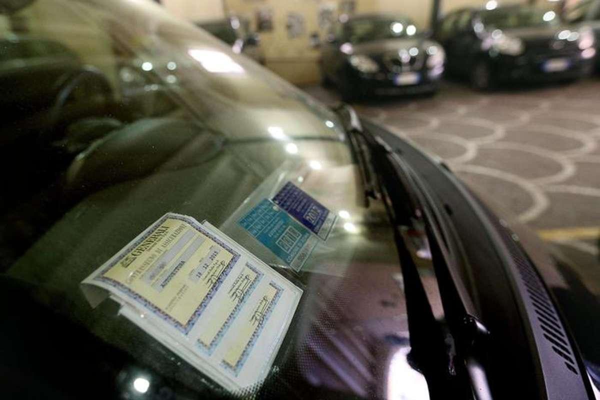 Sicilia: rincari delle assicurazioni auto colpiscono gli automobilisti
