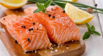 Qual è il salmone affumicato migliore? Ecco come scegliere quello di qualità in vendita nei supermercati